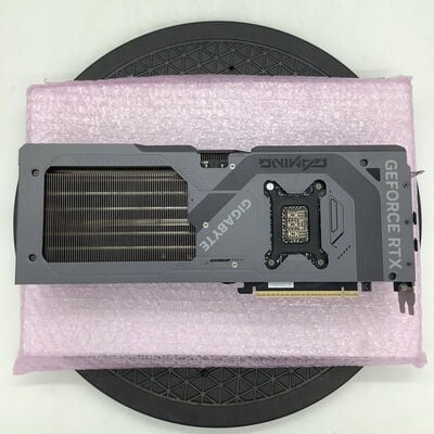 【堺七道店】中古  GIGABYTE GV-N5070GAMING OC-12GD (RTX5070 12G) 176907 