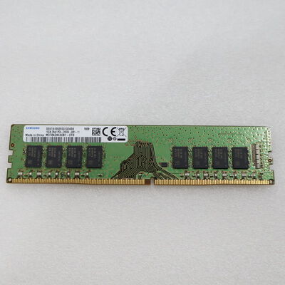 【通販センター】中古  PC4-21300 16GB デスクトップ用(DDR4-2666) 135638 