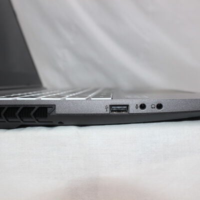 【通販センター】中古  THIRDWAVE GALLERIA XL7C-R45(Intel Core i7 13700H/32GB/SSD1TB/なし/NVIDIA GeForce RTX 4050 6GB Laptop GPU/15.6/1920x1080/Wi-Fi/W11H64 MAR) 185970 