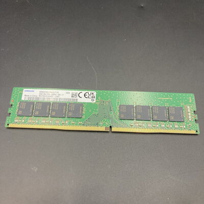 【熊本浜線店】中古  Samsung M378A4G43AB2-CWE(DDR4 PC4-25600 32GB) 148045 