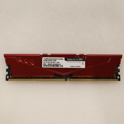 【通販センター】中古  PC4-25600 32GB デスクトップ用(DDR4-3200) 143224 