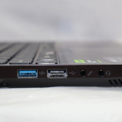 【通販センター】中古  Mousecomputer K5-I7G50BK-A [K5I7G50BK3SJW1104AZ](Intel Core i7 12700H/32GB DDR4 (PC4)/SSD1TB/なし/NVIDIA GeForce RTX 2050 4GB/15.6/1920x1080/Wi-Fi/W11H64 MAR) 194618 