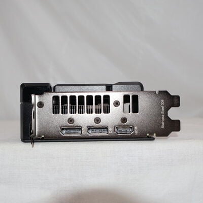 【通販センター】中古  ASUS DUAL-RX9060XT-16G (RX9060XT 16GB) 188999 