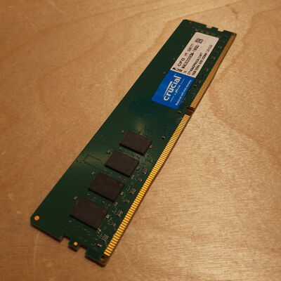 【鹿児島店】中古  PC4-25600 16GB デスクトップ用(DDR4-3200) 140728 
