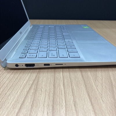【甲府飯田店】中古  DELL Inspiron 7391(Core i7-10510U/8GB/SSD512GB) 4720001435 