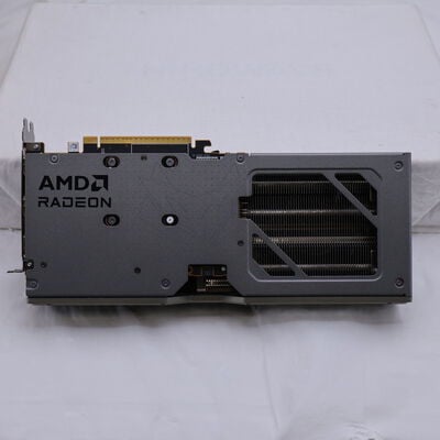 【通販センター】中古  SAPPHIRE NITRO+ Radeon RX 9060 XT GAMING OC 16GB (RX9060XT 16G) 179903 