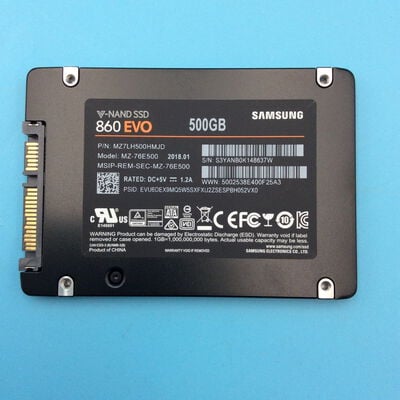 【秋葉原本店】中古  各社 2.5インチ SSD 500GB SATA 135990 