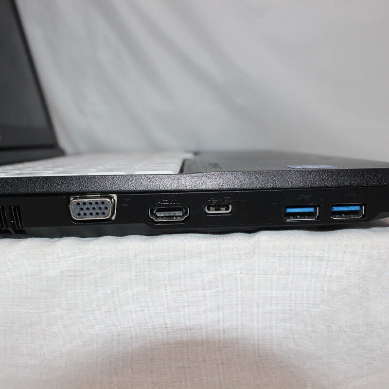 中古 FUJITSU LIFEBOOK A5511/G(Intel Core i5 1145G7 2.60GHz/16GB