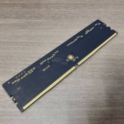 【鹿児島店】中古  PC5-38400 16GB デスクトップ用 149151 