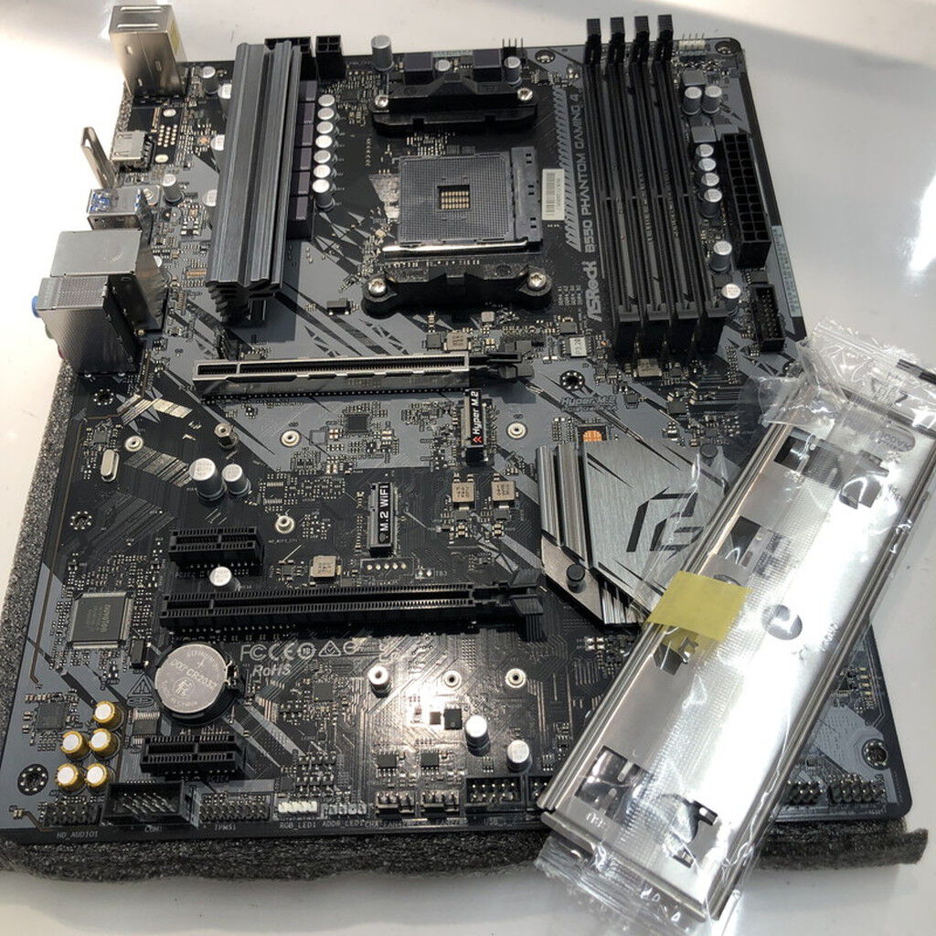 中古 ASRock B550 Phantom Gaming 4 (B550 AM4 ATX DDR4) 142933
