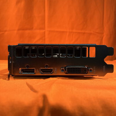 【なんば店】中古  玄人志向 GF-GTX1650D6-E4GB/DF3(GTX1650 4GB GDR6) 3280021784 