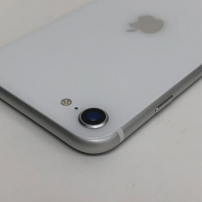 【津ラッツ店】中古  Apple iPhoneSE 4.7インチ (第2世代/2020) 64GB (ホワイト) 国内版SIMロックフリー MHGQ3J/A 新パッケージ版 146154 