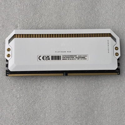 【甲府飯田店】中古  PC5-44800 16GB デスクトップ用 149153 