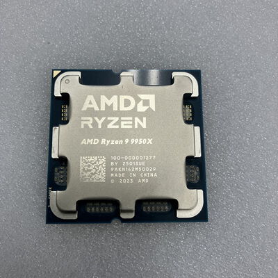 【新潟店】中古  AMD Ryzen 9 9950X (AM5/4.3GHz/80M/C16/T32/170W) 169024 