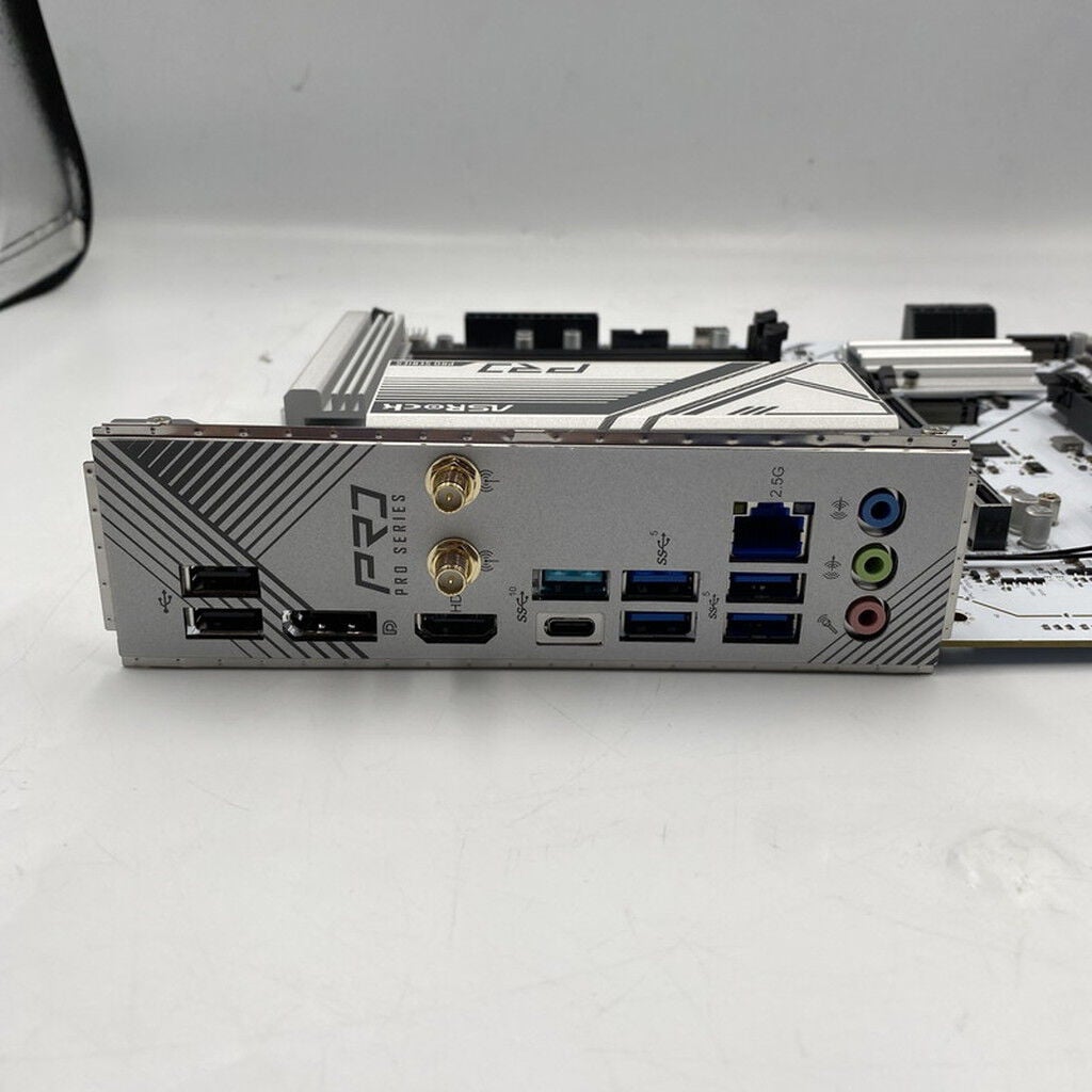 中古 ASRock B760 Pro RS WiFi White (B760 1700 ATX DDR5) 4510002684