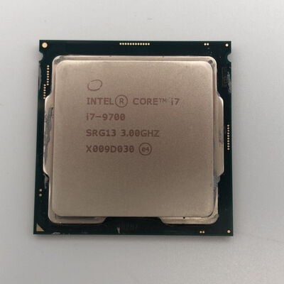【甲府飯田店】中古  Intel Core i7 9700 (1151/3.00GHz/12M/C8/T8) 140316 