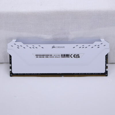 【通販センター】中古  PC4-25600 8GB デスクトップ用(DDR4-3200) 140727 