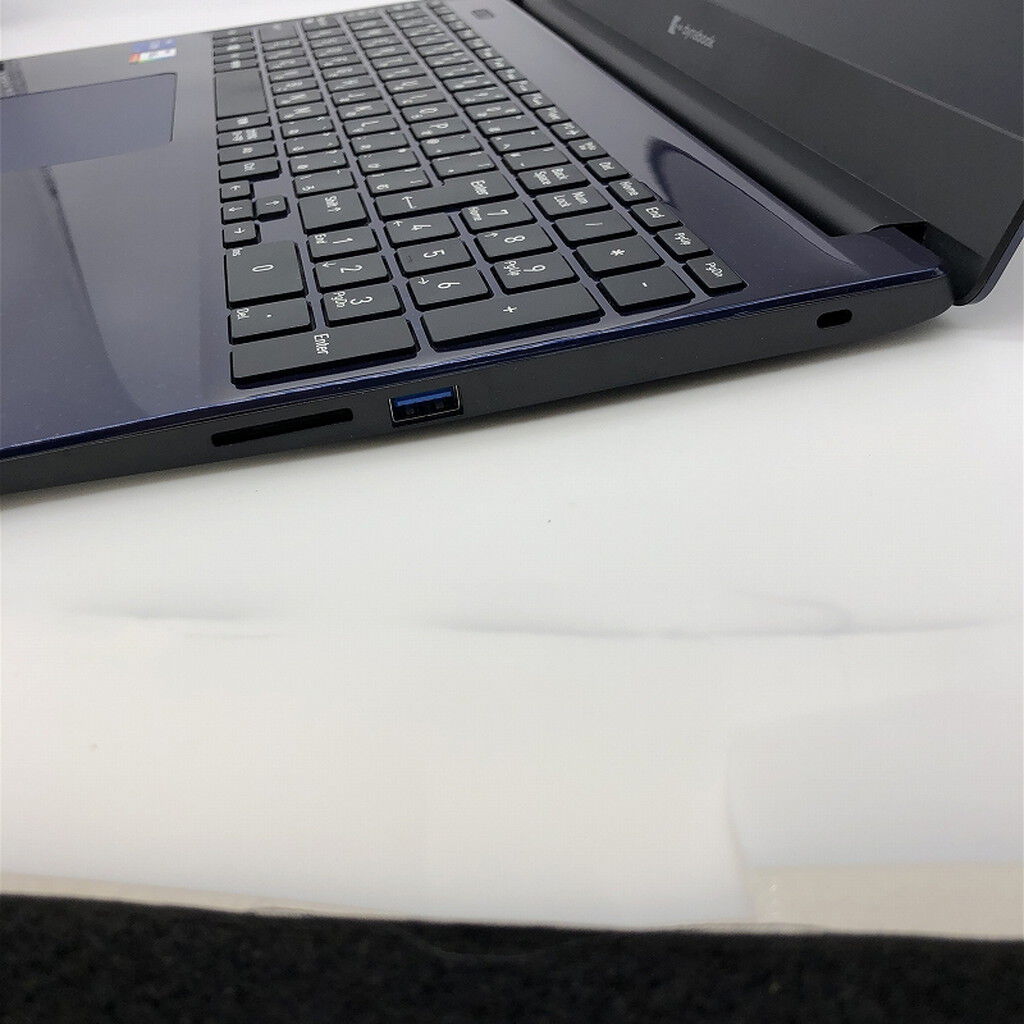 中古 dynabook C7 P2C7PBBL(i7-1165G7/8GB/SSD512GB/W10H) 5280001365