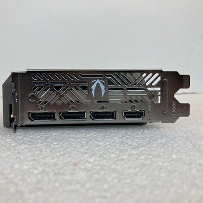 【京都店】中古  ZOTAC GeForce RTX5070 ZT-B50700M2-10B 3480040725 
