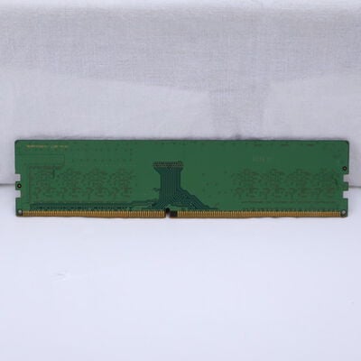 【通販センター】中古  PC4-19200 8GB デスクトップ用(DDR4-2400) 126163 
