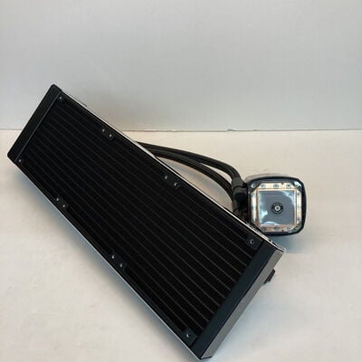 【京都店】中古  EKWB CR360 Lux D-RGB(360mm ARGB 水 BK) 3180006348 