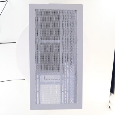 【秋葉原本店】中古  Storm新界2(i7 14700F/32GB/SSD1TB/RTX4070 SUPER/W11H) 3410015534 