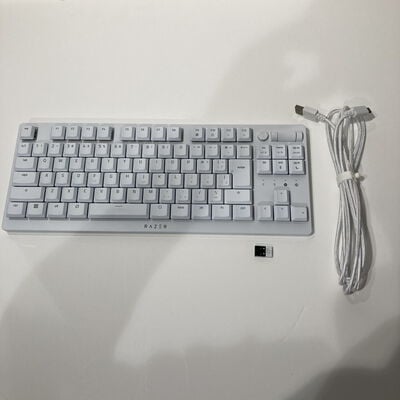 【富山本郷店】中古  Razer DeathStalker V2 Pro TKL WH LN JP(RZ03-04373600-R3J1) 183900 