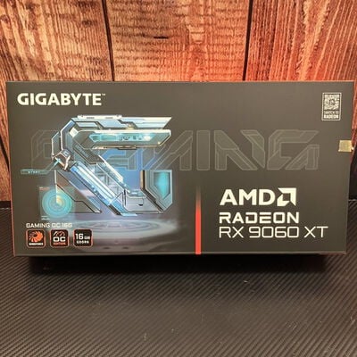 【富士青葉店】中古  GIGABYTE GV-R9060XTGAMING OC-16GD（RX9060XT 16GB） 3480039385 