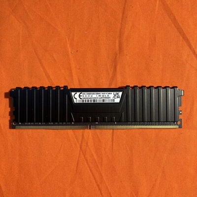 【なんば店】中古  PC4-25600 16GB デスクトップ用 140728 