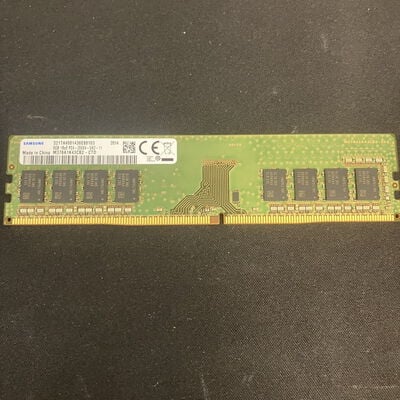 【大宮店】中古  PC4-21300 8GB デスクトップ用(DDR4-2666) 126165 