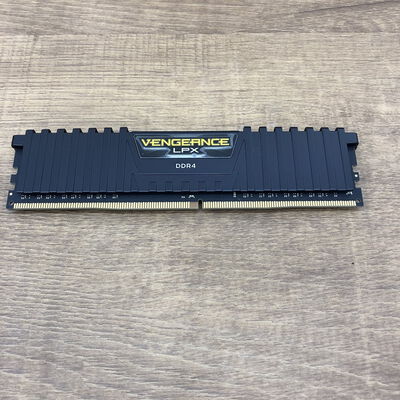 【宇都宮鶴田店】中古  PC4-25600 8GB デスクトップ用 140727 
