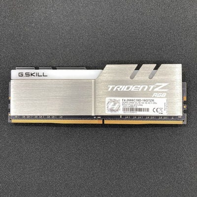 【熊本浜線店】中古  PC4-21300 8GB デスクトップ用(DDR4-2666) 126165 