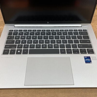 【姫路店】中古  HP EliteBook 1040 G10(Intel Core i7 1370P/32GB/SSD512GB/なし/オンボード/14/2560x1600/Wi-Fi/WEBCAM/W11H64 MAR) 181212 