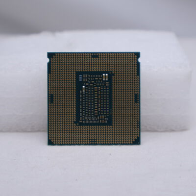 【通販センター】中古  INTEL Core i7 9700K (1151/3.60GHz/12M/C8/T8) 138481 