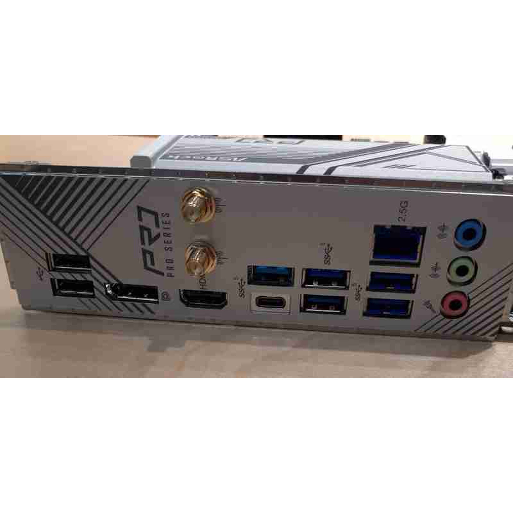 i5-14500とASRock B760 PRO RS WiFi ATX　中古品 i5-14500とASRock B760 PRO RS WiFi ATX 中古品