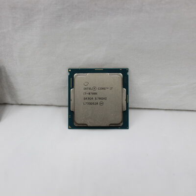 【通販センター】中古  INTEL Core i7 8700K (1151/3.70GHz/12M/C6/T12) 136197 