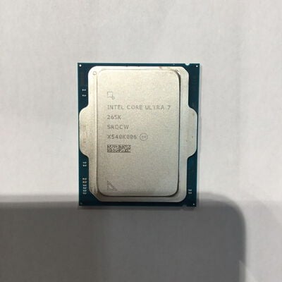 【松山環状枝松店】中古  INTEL Core Ultra 7 265K (1851/3.9G/30M/C20/T20) 
