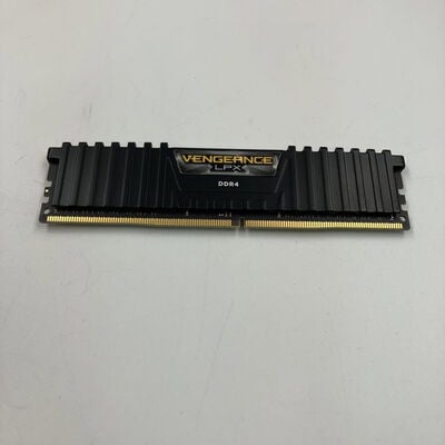 【なんば店】中古  PC4-21300 16GB デスクトップ用(DDR4-2666) 135638 