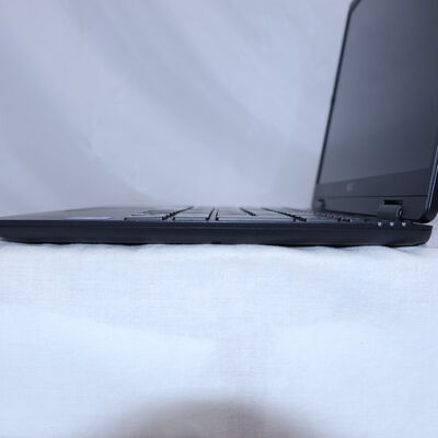【通販センター】中古  NEC VersaPro UltraLite VC-9(Intel Core i5 1130G7/8GB DDR4 (PC4)/SSD256GB/なし/オンボード/12.5/1920x1080/Wi-Fi/W11H64 MAR) 204072 