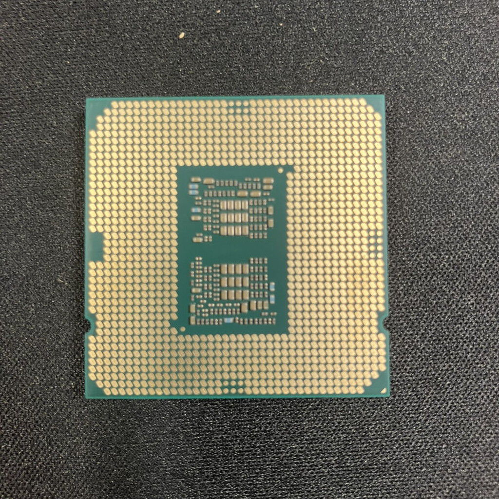 中古 INTEL Core i7 10700K (1200/3.8G/16M/C8/16) 142592 （364128