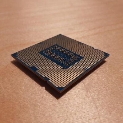 【鹿児島店】中古  INTEL Core i7 11700 (1200/2.5G/16M/C8/T16) 145165 