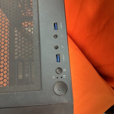 【なんば店】中古  Thermaltake CA-1X2-00M1WN-00(S200 TG ATX BK) 3280021761 