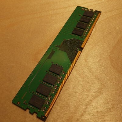 【鹿児島店】中古  PC4-25600 8GB デスクトップ用_ 184899 