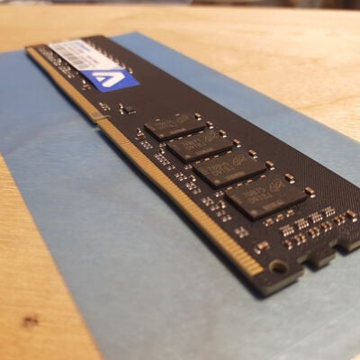 【鹿児島店】中古  PC4-25600 16GB デスクトップ用 140728