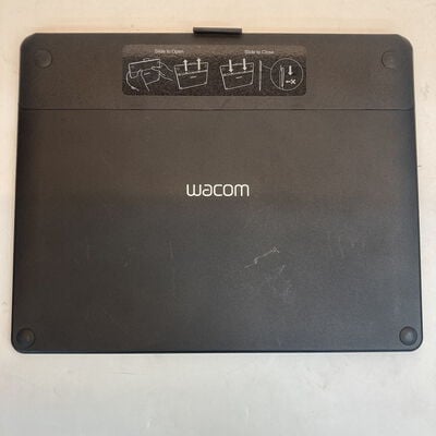【京都店】中古  wacom intuos CTH-690/K1 3180006284 