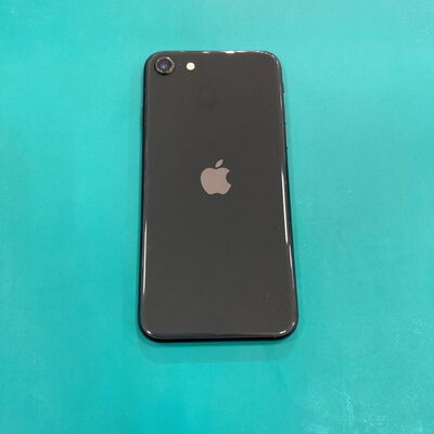 【静岡東瀬名店】中古  【docomo】Apple iPhoneSE 4.7インチ (第2世代/2020) 64GB (ブラック) MHGP3J/A 新パッケージ版 146164 
