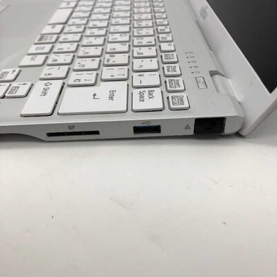 【郡山安積店】中古  Fujitsu LIFEBOOK FMVUU8FUV3(i5-1135G7/8GB/SSD256GB/W11H) 4640001884 