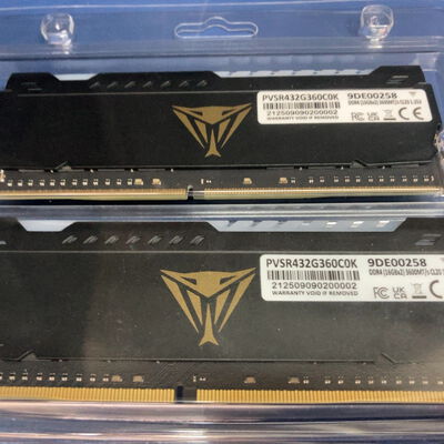 【前橋ｲﾝﾀｰｱｶﾏﾙ店】中古  16GB 2枚組(合計32GB) PC4-28800/DDR4-3600 デスクトップ用 190910 