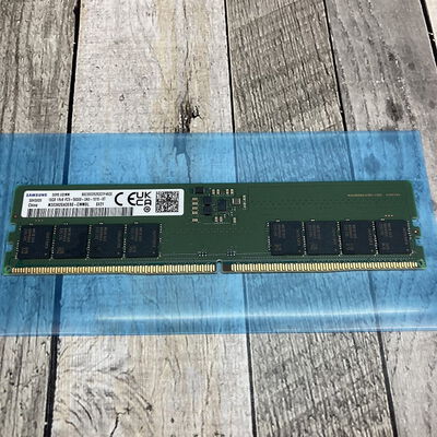 【広島店】中古  Samsung M323R2GA3EB0-CWM(DDR5 PC5-44800 16GB) 1460026031 