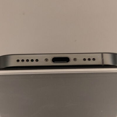 【佐賀南部バイパス店】中古  【国内版SIMフリー】Apple iPhone16 Pro 256GB ブラックチタニウム MYN03J/A 170279 